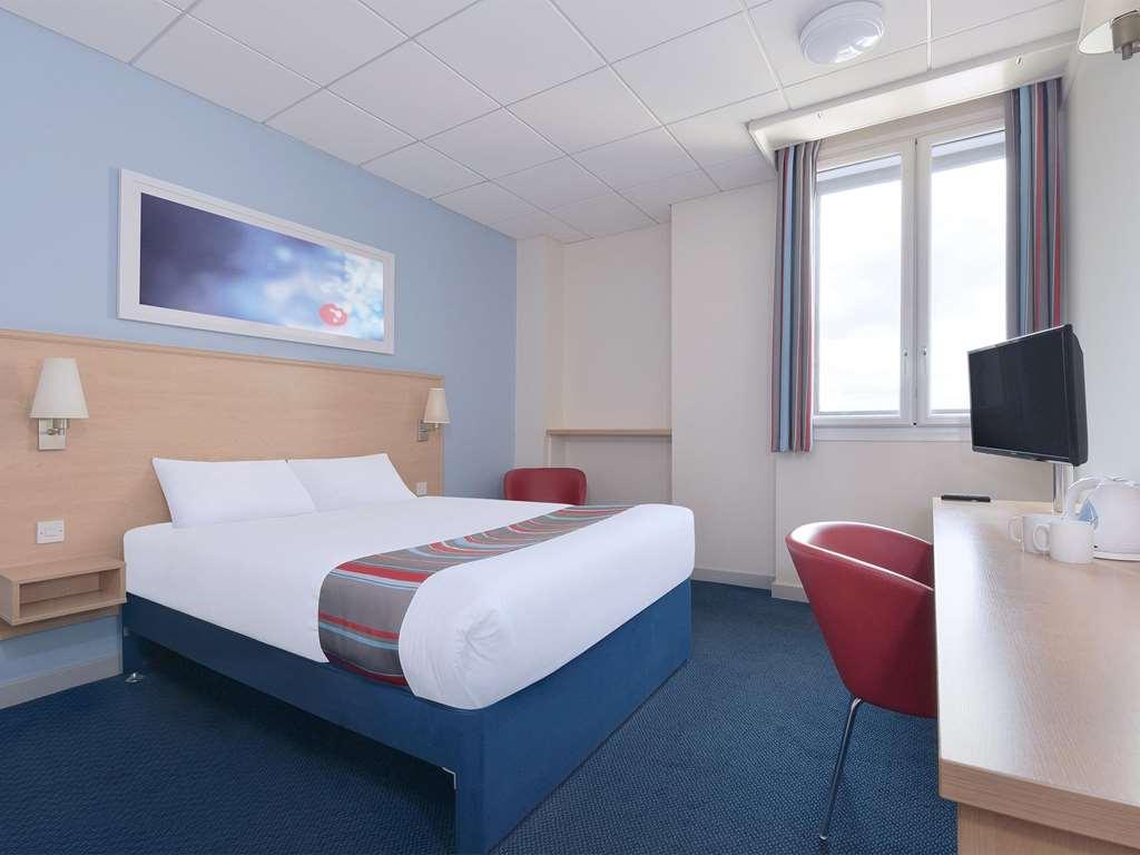 Travelodge Liverpool Docks Rum bild