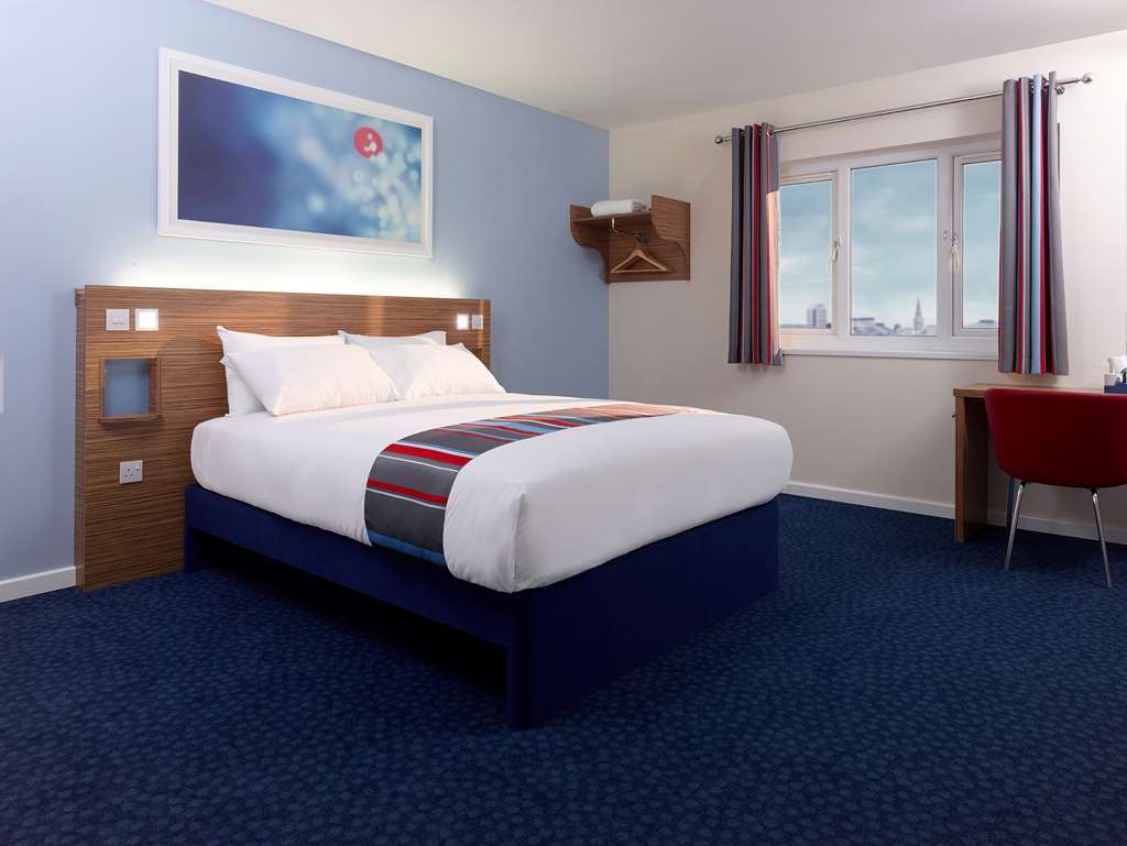 Travelodge Liverpool Docks Rum bild