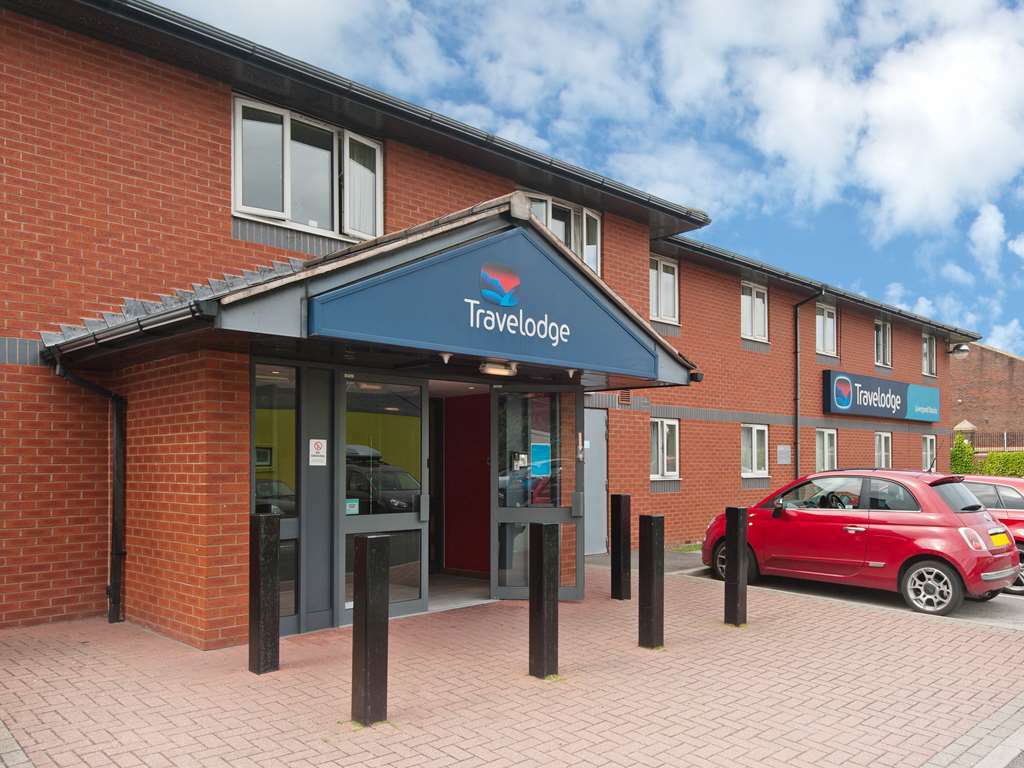 Travelodge Liverpool Docks Exteriör bild
